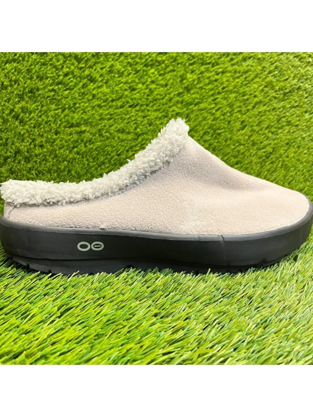 OOFOS OOcoozie Mens Size 10 Beige Black Casual Slip On Recovery Mules Shoes